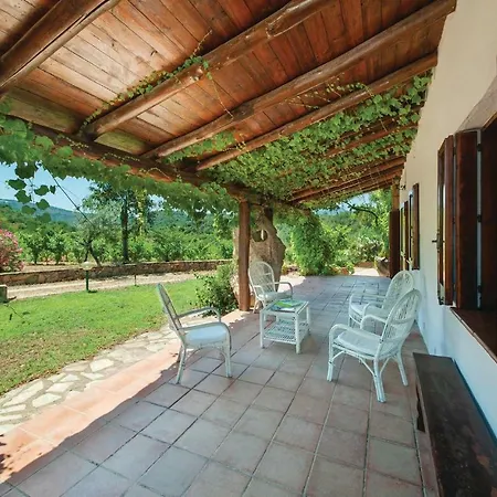 Stunning In W/ 4 Bedrooms *