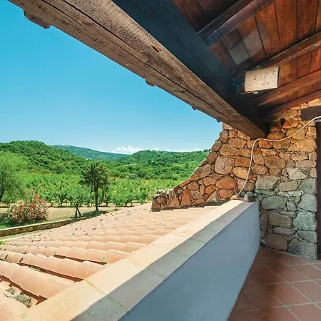 Stunning In W/ 4 Bedrooms Dom wakacyjny
